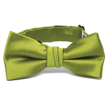 Load image into Gallery viewer, Boys&#39; Wasabi Premium Bow Tie