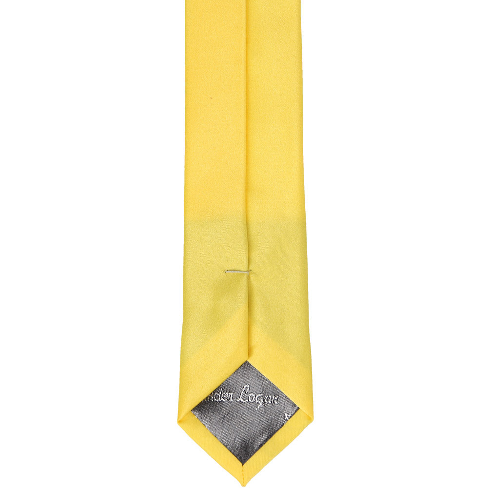 thin yellow tie