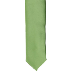 The front of a bridal clover skinny tie, laid out flat