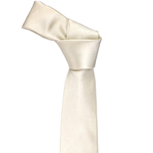 Load image into Gallery viewer, Knot on an ivory silk slim tie