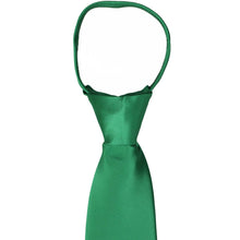 Load image into Gallery viewer, A closeup of the knot on a kelly green zipper tie