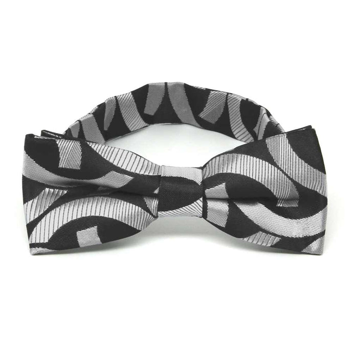 Black and silver link pattern boys' bow tie, front view