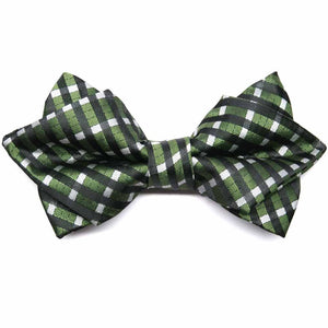 Dark green and white plaid diamond tip bow tie, front view
