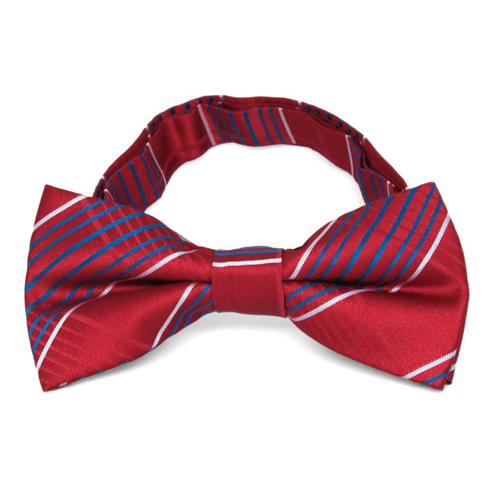 Red and blue plaid bow tie, close up front view