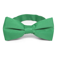 Load image into Gallery viewer, Emerald Green Band Collar Bow Tie