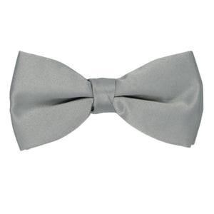 Light gray pre-tied bow tie, front view