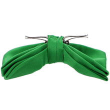 Load image into Gallery viewer, Side view of an Irish green clip-on bow tie