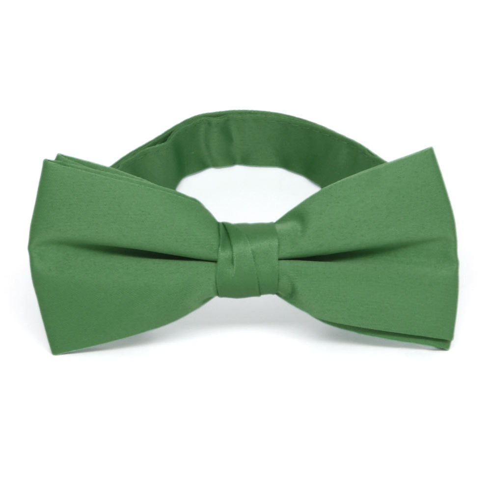 Irish Green Staff Bow Tie