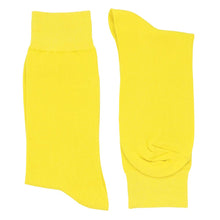 Load image into Gallery viewer, Pair of men&#39;s yellow socks folded