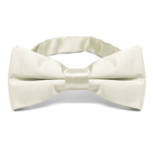 Load image into Gallery viewer, Pearl Band Collar Bow Tie