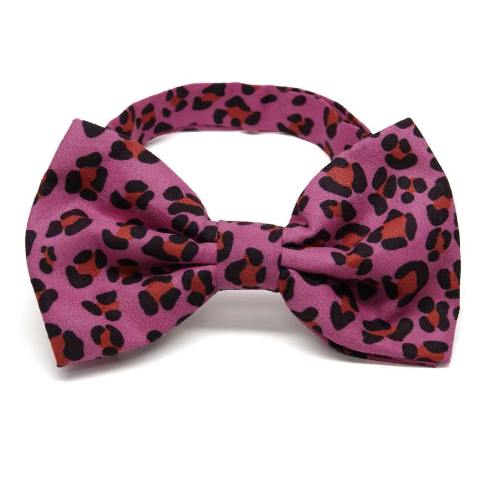 Leopard print pattern bow tie in dark pink. 