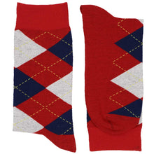 Load image into Gallery viewer, Pair of men&#39;s red and navy blue argyle socks