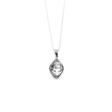 Load image into Gallery viewer, Women rhombus shaped crystal necklace