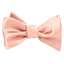 Load image into Gallery viewer, Tied flamingo self-tie bow tie