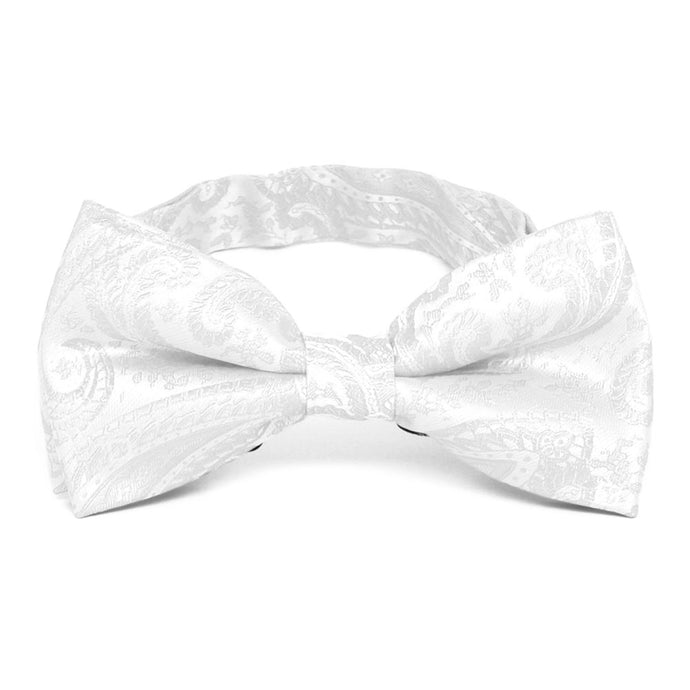 White paisley bow tie, close up front view to show pattern